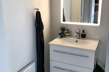 Badeværelsesmøbler